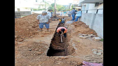 Vadodara Municipal Corporation wakes up to woes of Subhanpura residents