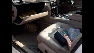 Miscreants steal camera bag after smashing windscreen of Mercedes in Chandigarh