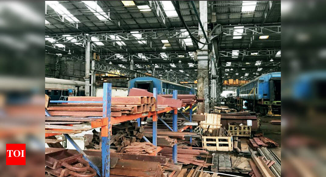 Rajera railway at Parel set to chug into history Mumbai