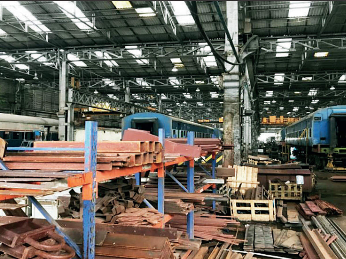 Raj-era railway workshop at Parel set to chug into history | Mumbai News -  Times of India