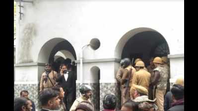 Man shot dead inside court premises in UP's Bijnor