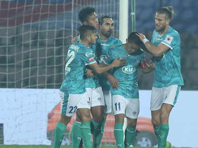 ISL: Bengaluru FC beat NorthEast United 2-0 to move to top spot