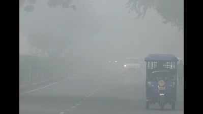 Fog envelops parts of Delhi-NCR, disrupts flights
