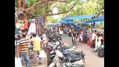 Sector 19 vendors take Aadhaar 'bias' to Punjab and Haryana high court