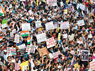 Mumbai: 25,000 citizens protest Citizenship (Amendment) Act at August Kranti Maidan