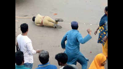 CAA stir: Bandh turns violent in Ahmedabad, 30 injured