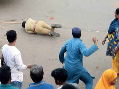CAA stir: Bandh turns violent in Ahmedabad, 30 injured