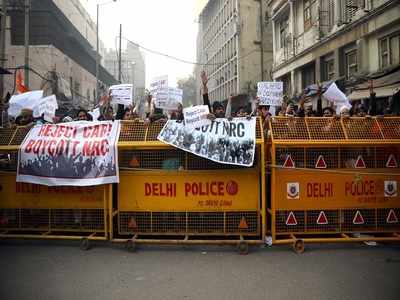 Anti-CAA stir: Delhi reels under massive traffic jams