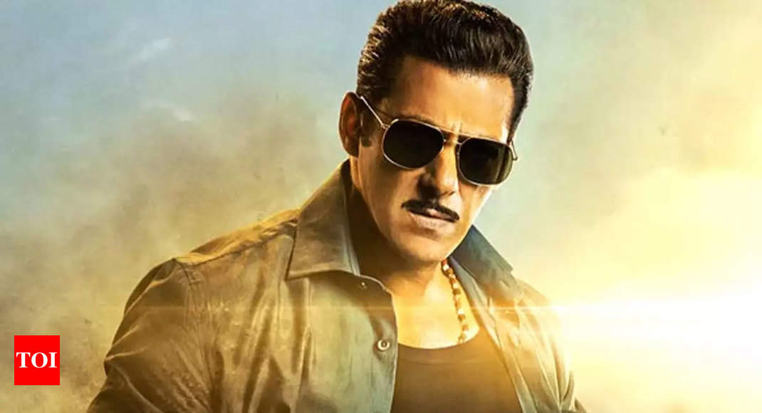 10 iconic sunglasses from Bollywood films you need to add to your  collection | GQ India