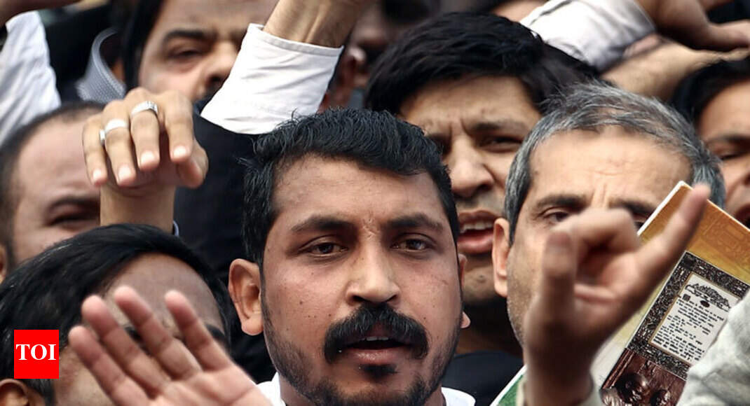 How Azad played hide and seek with Delhi cops