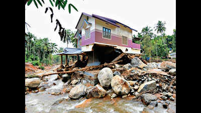 Kerala spent Rs 1,8oo crore on restoration of houses