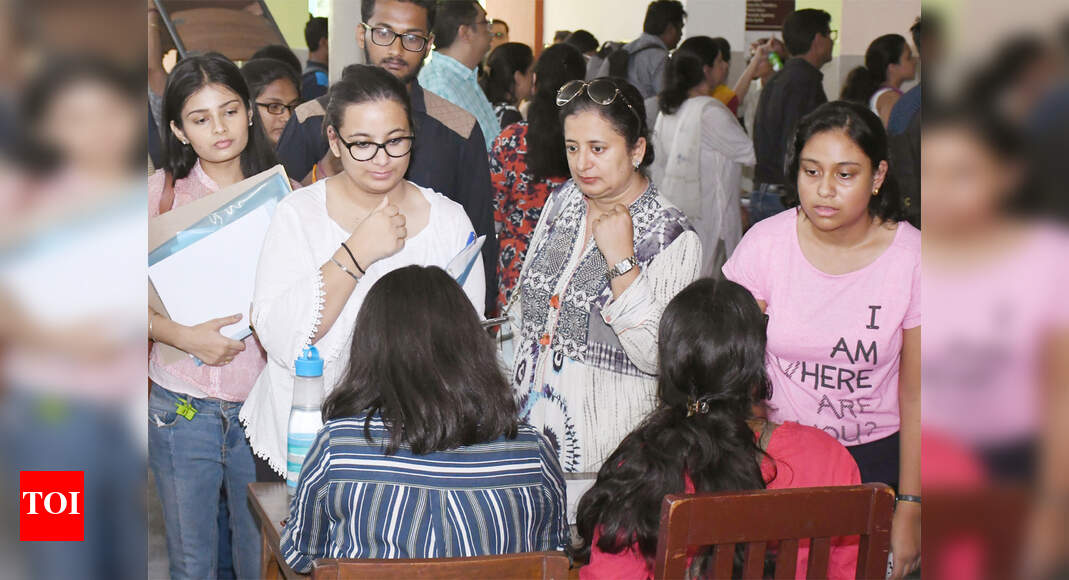 Only 14% Indian students with foreign medical degrees passed FMGE in 2015-18 - The Times of India