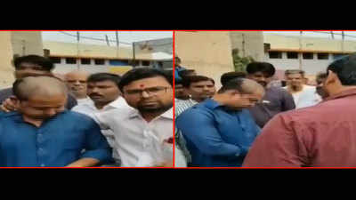 Man assaulted, tonsured by Shiv Sena workers for FB post targeting Uddhav Thackeray