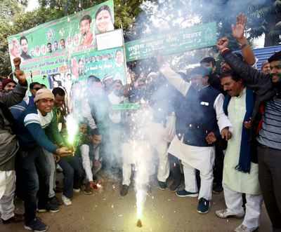 Jharkhand poll outcome sends ripples through political waters of Bihar