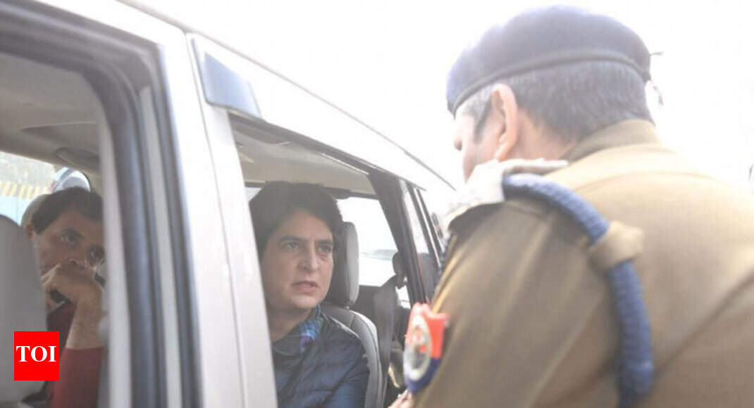 CAA protest: Rahul, Priyanka stopped near Meerut