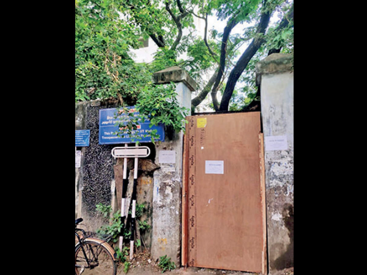 Citing Security Reasons Iit Madras Shuts Gate Students Oppose Chennai News Times Of India