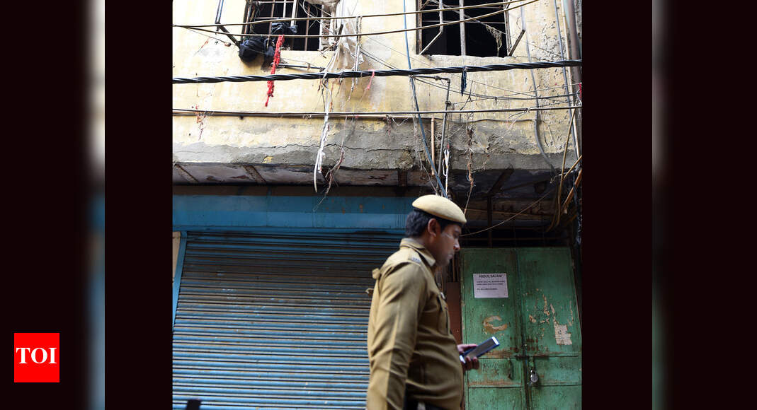 Karol Bagh fire Owner let off a year after 4 died Delhi News Times