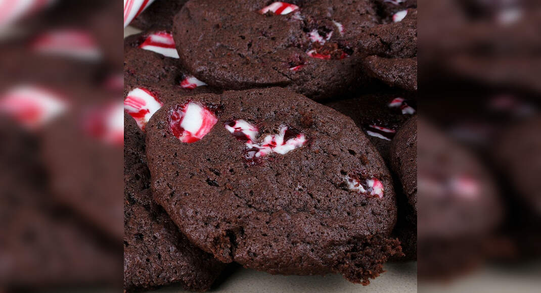 Peppermint Bark Chocolate Cookies Recipe: How to Make Peppermint Bark Chocolate Cookies Recipe | Hom