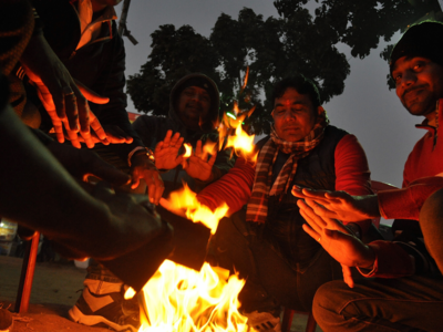 Unabated cold wave in north India, Fatehpur in Rajasthan records minus 3 deg Celsius
