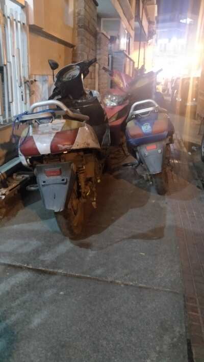 Blocked footpath on busy HB Samaja Road - Times of India