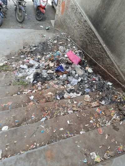 garbage dumped without social responsibility