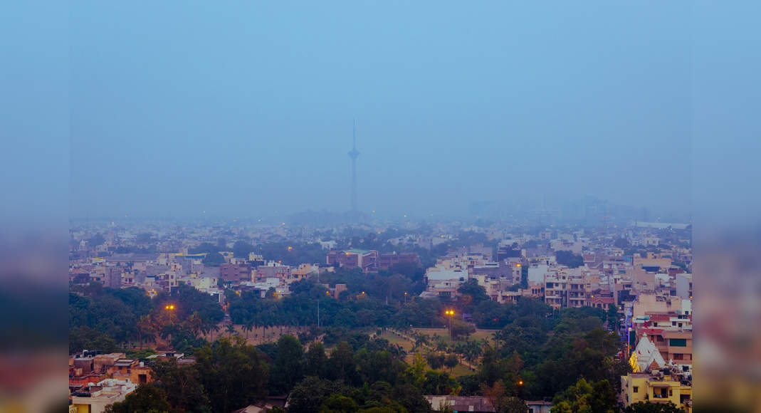 Delhi wakes up to season’s coldest day; cold spell likely to spill over