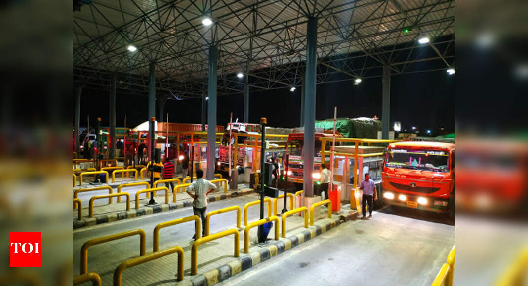 Commercial vehicle entry in Delhi plunges 90 after RFID Delhi News