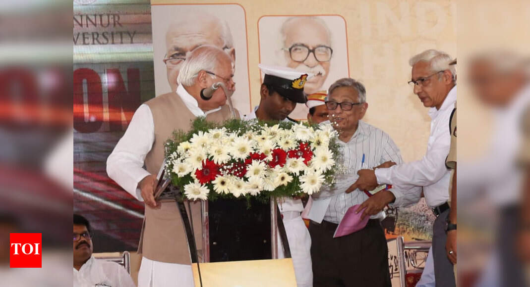 Irfan Habib tried to disrupt speech: Kerala guv
