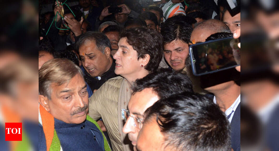UP cops grabbed me by throat, says Priyanka; police deny manhandling