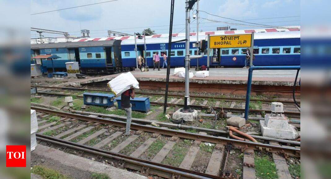 Quick watering system on trains in Bhopal rly division Bhopal News