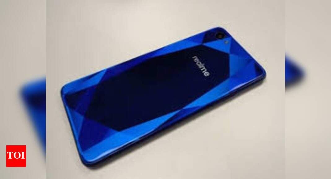 Realme X50 Realme X50 with dual punchhole camera appears online