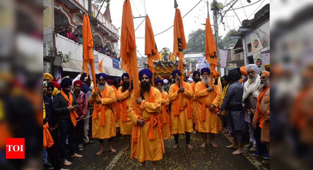 ‘Akhand path’ and ‘nagar kirtan’ mark Guru Gobind Singh’s birth ...