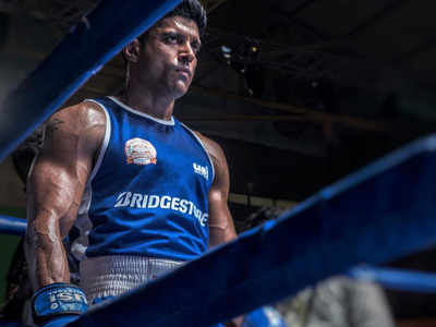 Farhan Akhtar looks highly intense in THIS new still from 'Toofan'