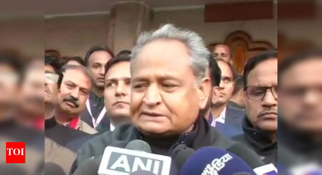 Kota infant deaths: Sonia takes stock as pressure mounts on Gehlot govt