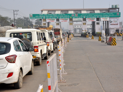 Only security vehicles accompanying dignitaries will be exempt from paying toll on NHs