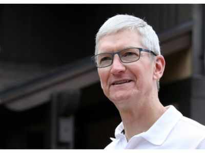 Here’s how much Apple CEO Tim Cook earned in 2019