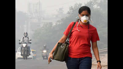 Sunny morning in Delhi, air quality 'very poor'