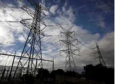 Discoms' outstanding dues to power gencos rise 45% to Rs 81,085 crore in Nov