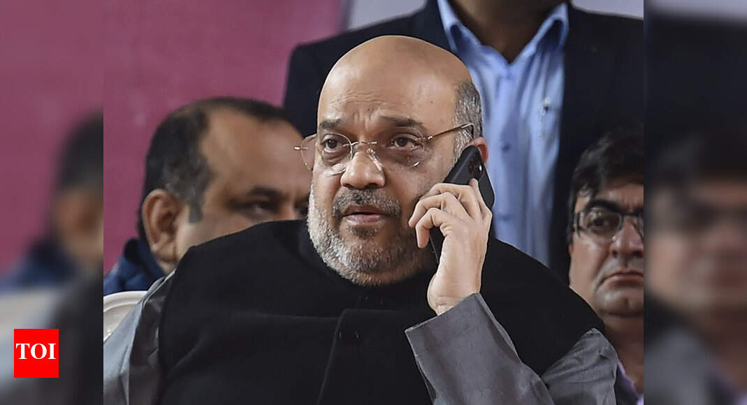 Shah speaks to Delhi top cop over JNU violence