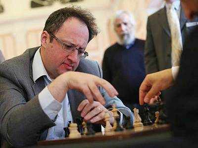Kramnik on Carlsen's new target, what Firouzja needs to do and the