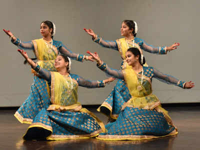 Enchanting instrumental and kathak performance in Jaipur