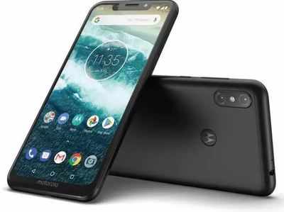 This Motorola phone is getting the latest Android 10 update