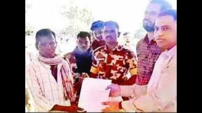 Maharashtra: Call them back now: Gadchiroli SP appeals to Maoists’ families