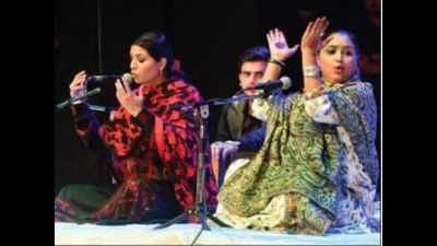 Nagpur: Artistes weave magic as Kalidas fest ends