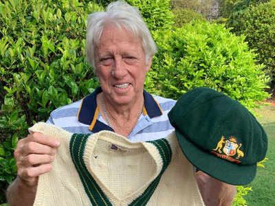 Jeff Thomson auctions baggy green and vest to raise money for bushfire victims