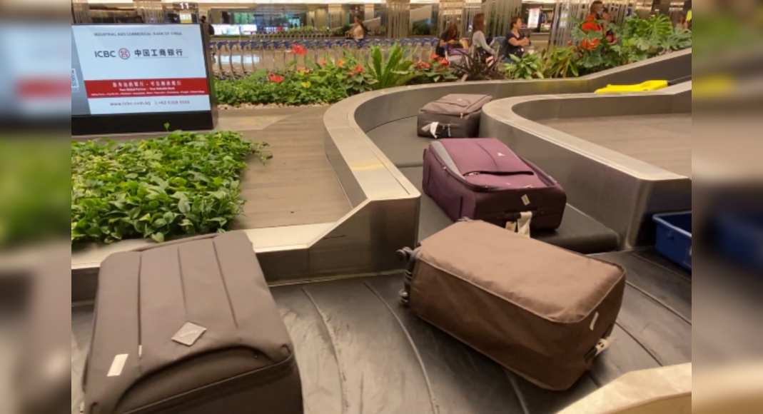 singapore-s-changi-airport-is-now-famous-for-its-polite-luggage