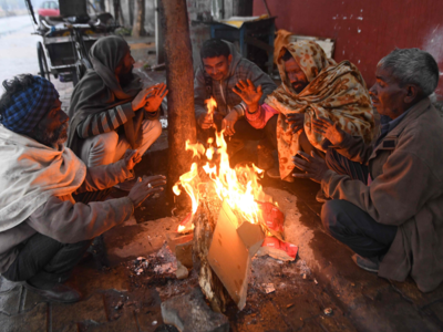 Mercury down a touch with unseasonal rains in north; snowfall in Himachal