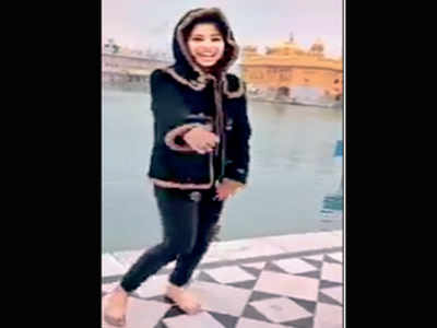 Girl amritsar online Send Anniversary
