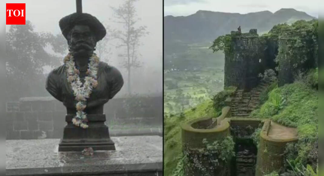 Why Sinhagad fort is popular with trekkers and tourists