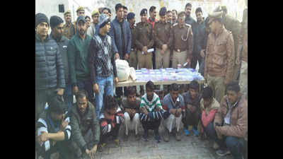 9 robbers arrested after encounter with Agra police